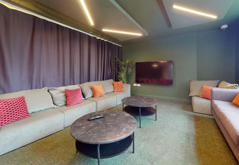 Hall - iQ Tufnell House