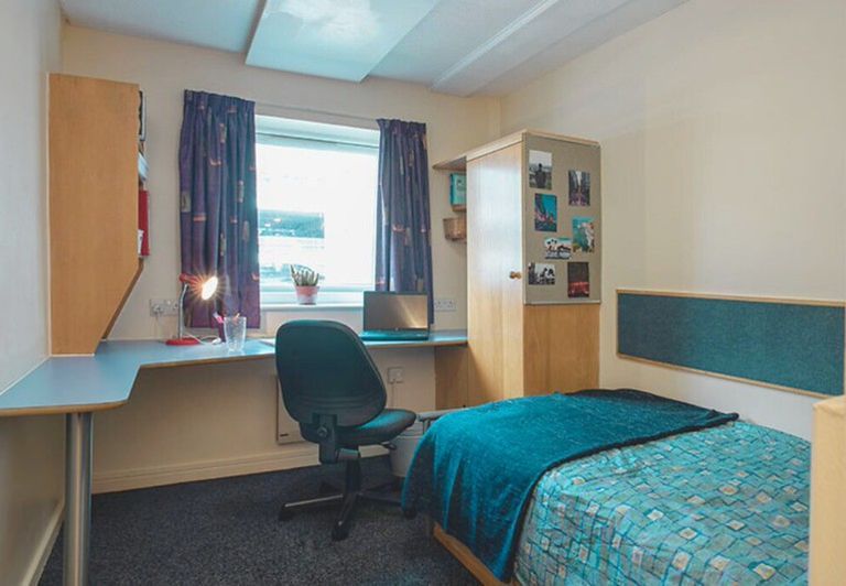 Hall - iQ Weston Hall