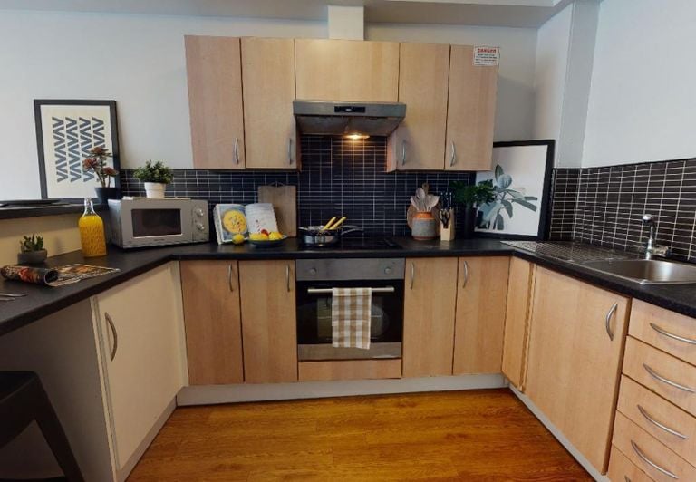 Hall iQ Wilmslow Park