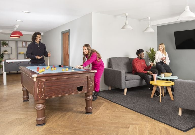 Hall- Jennens Court