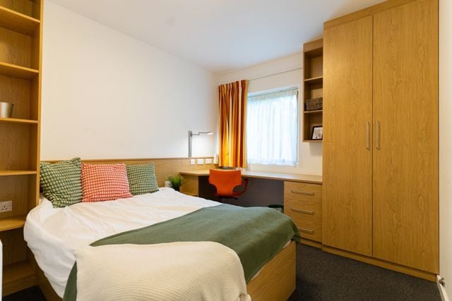 Hall - Mackinder Hall