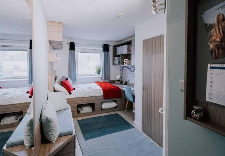 Hall Manna Ash House