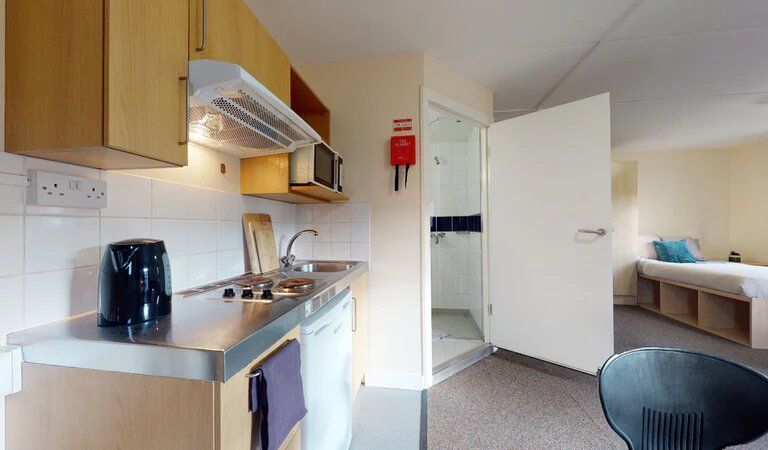 Hall - McMillan Student Village / Creek Court - Mezzino