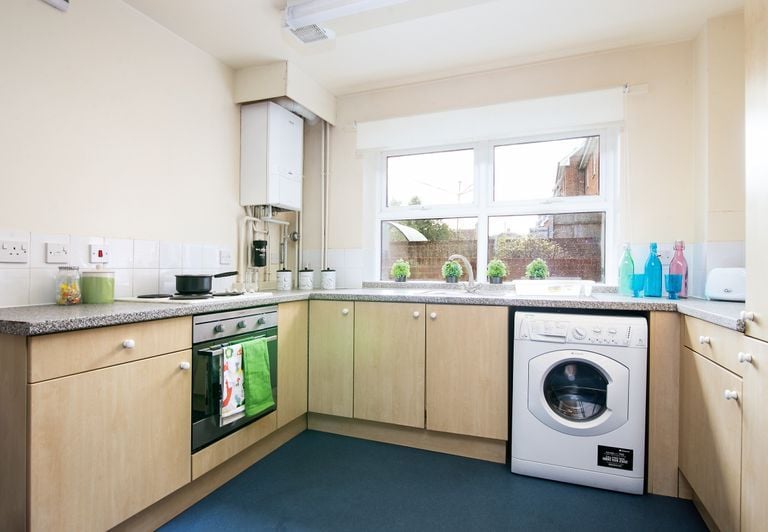 Hall - Parham Road Student Village