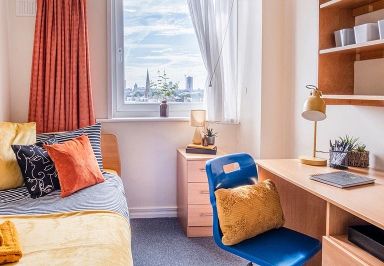 Hall - Park House - Earls Court