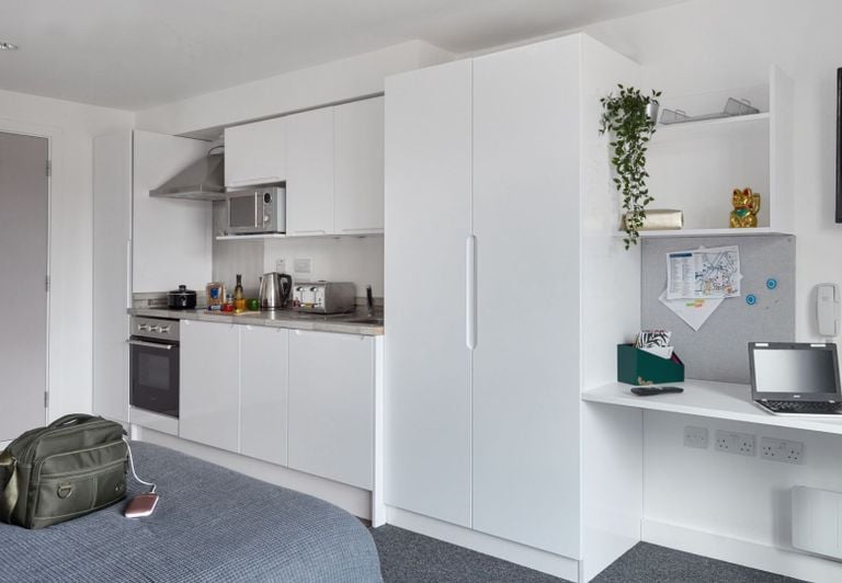 Hall - Selly Oak Apartments