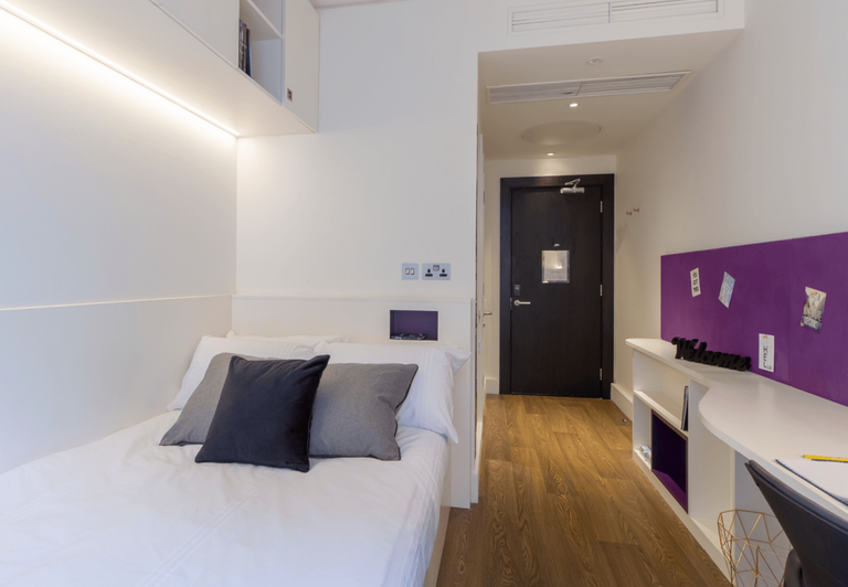 Hall Spring Mews