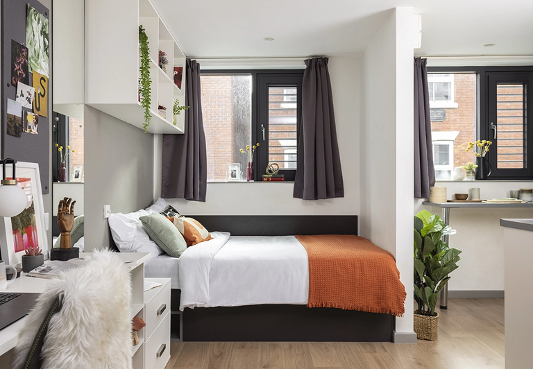 Hall-St Vincent's Place