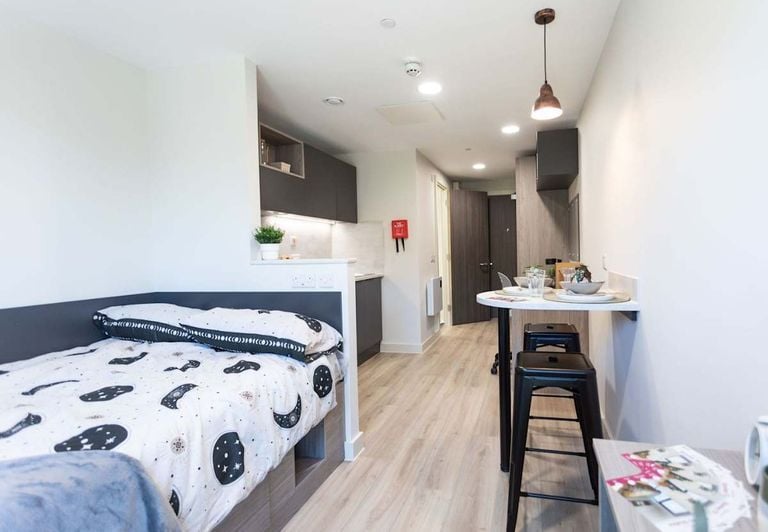 Hall - Stanley Studios - Portsmouth