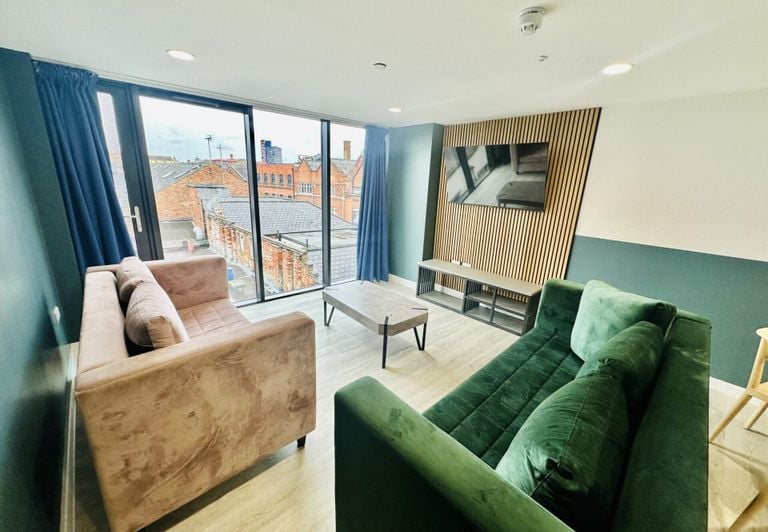 Hall - The Nest - Leicester