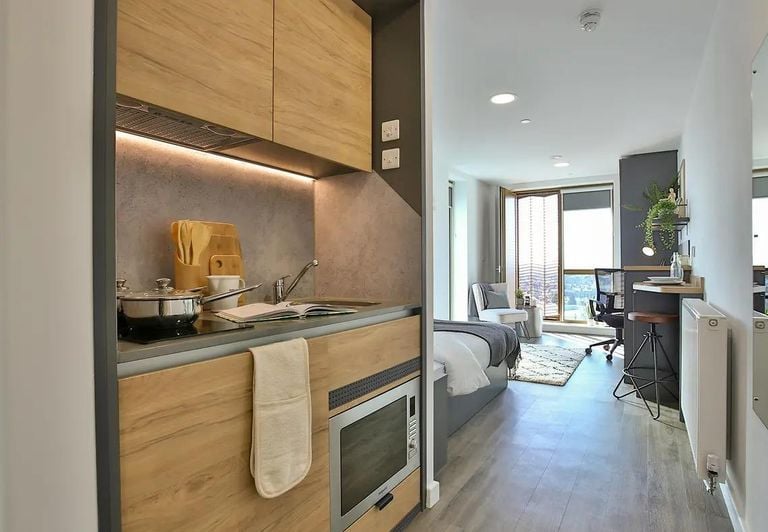 Hall The Valentine - London