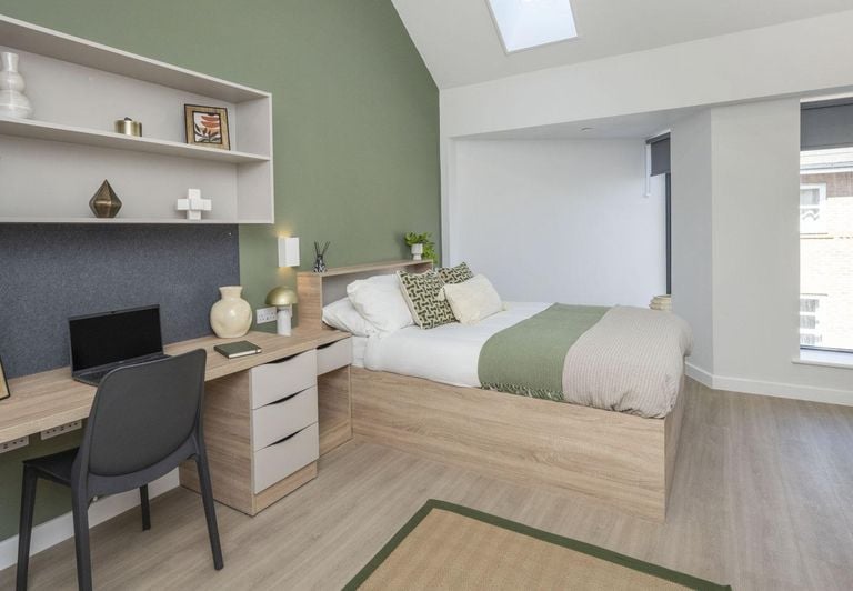 Hall - Waterloo House