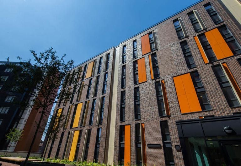 Hall Grand Felda House - Wembley