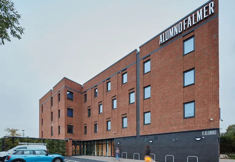 Hall - Alumno Falmer