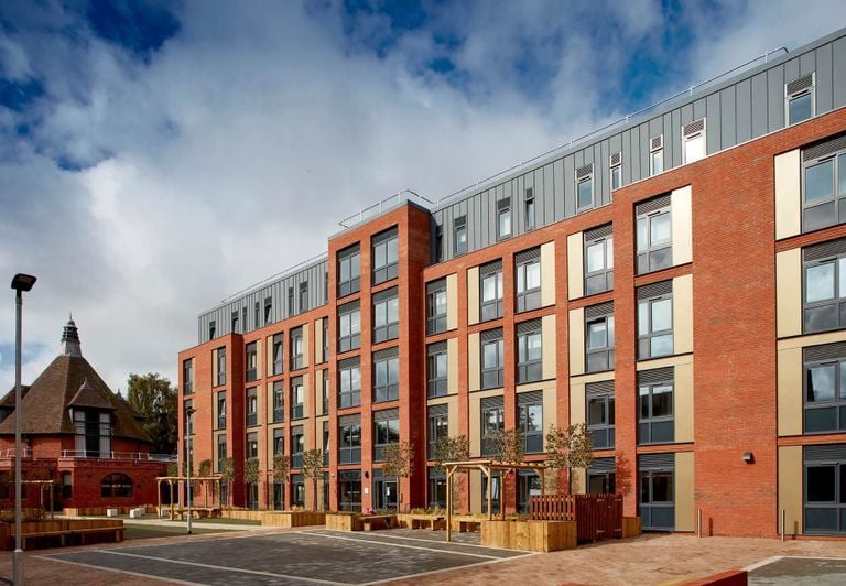 Hall Eden Square