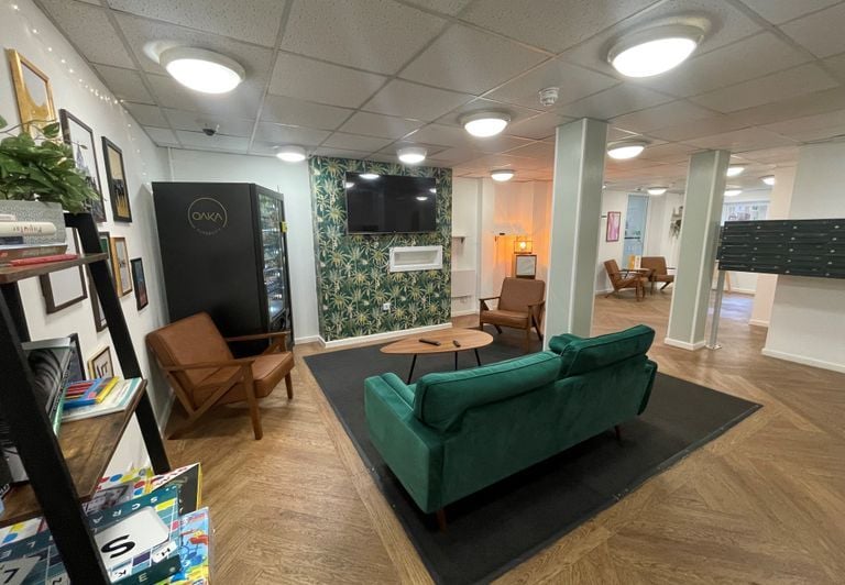 Hall -  Apollo Court