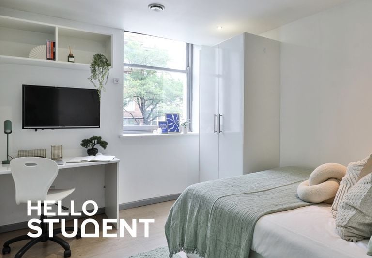 Hall - Picturehouse Apartments