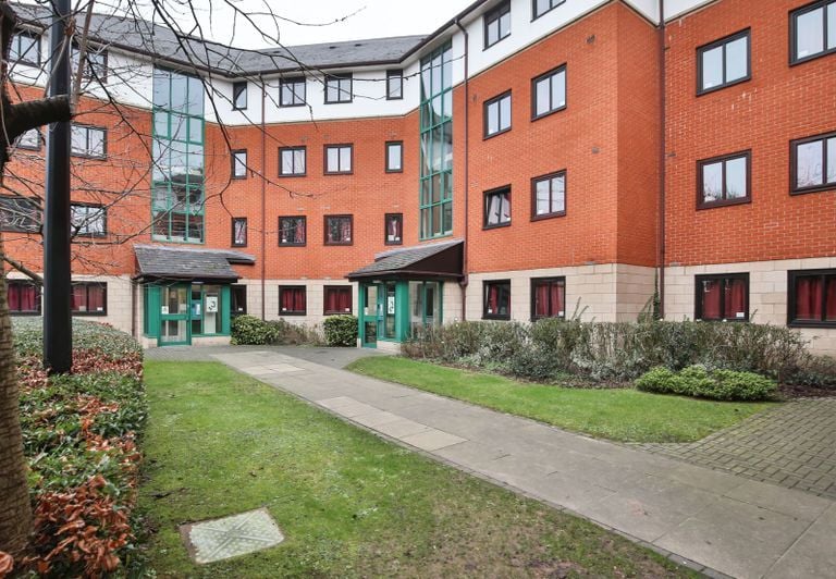 iQ Manchester Gardens