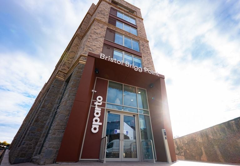 aparto Brigg Point