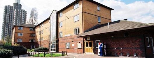 credit: http://www.lboro.ac.uk/media/wwwlboroacuk/content/campusliving/hallpicslarge/butler-court.jpg
