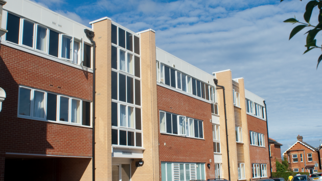 credit: https://www1.bournemouth.ac.uk/sites/default/files/styles/asset_image_full_cropped/public/assets/images/Okeford-house-exterior.png?itok=O4DFLbg3