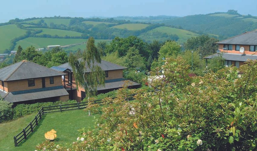 credit: https://www.exeter.ac.uk/media/universityofexeter/campusservices/accommodation/images/residences/clydesdalecourt/Clydesdale-court-gardens-and-view.jpg