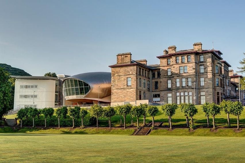 credit: https://www.linkedin.com/school/edinburgh-napier-university/?originalSubdomain=de