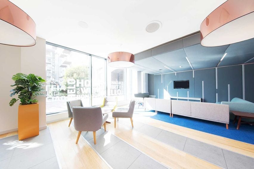 Drapery Place, Central London 10 Reviews by Students