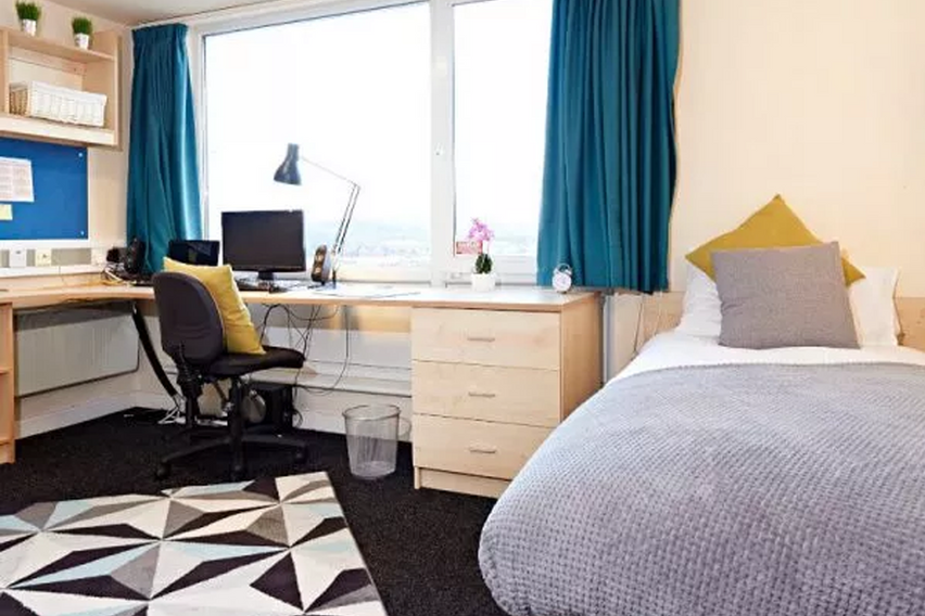 Arena Village Leeds 22 Verified student reviews